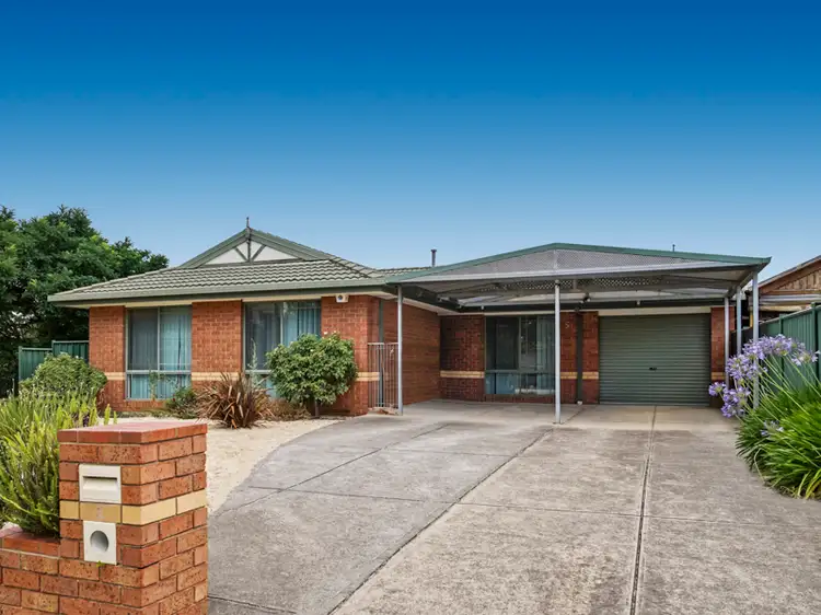 5 Wood Grove, Burnside VIC 3023