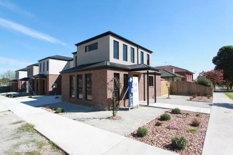 15A Duke Street, Sunshine VIC 3020