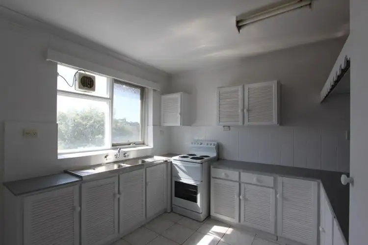 Third view of Homely apartment listing, 7/25 Ridley Street, Albion VIC 3020