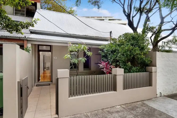 13 Oak Street, North Sydney NSW 2060