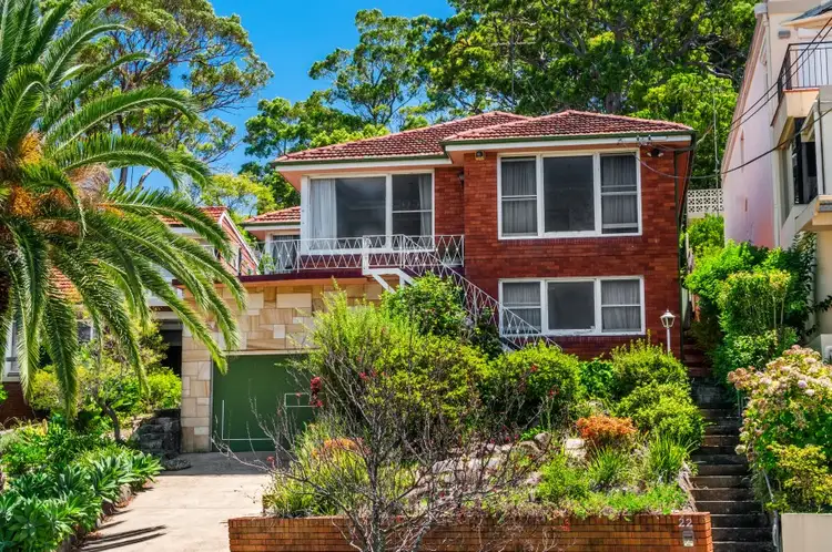 22 Kyle Parade, Kyle Bay NSW 2221