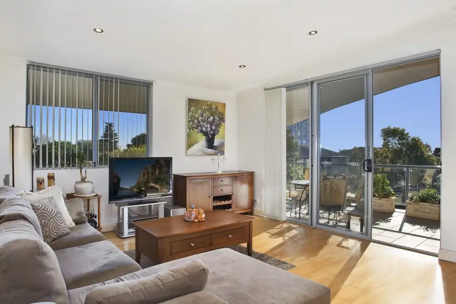 Main view of Homely apartment listing, Unit 504/40-44 Ocean Street, Bondi NSW 2026