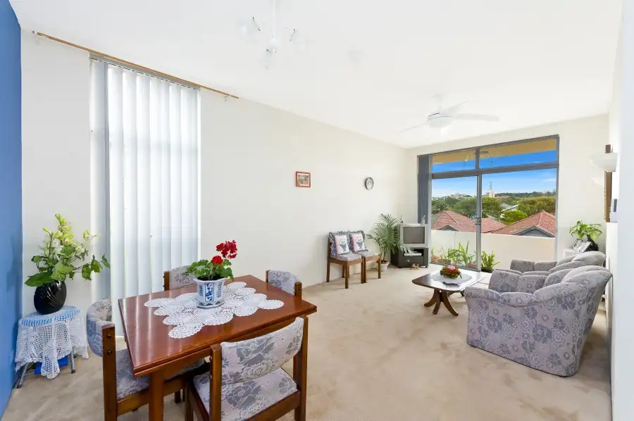 Main view of Homely apartment listing, Unit 4/15-17 Denham Street, Bondi NSW 2026