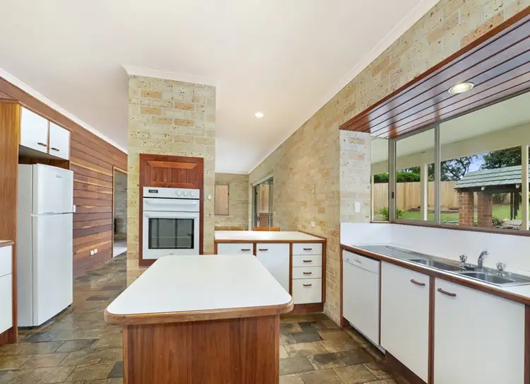 37 McBrien Drive, Kiama Downs NSW 2533