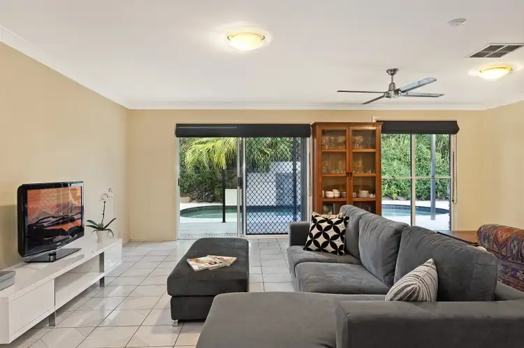 Fifth view of Homely house listing, 18 Jennings Court, Carindale QLD 4152