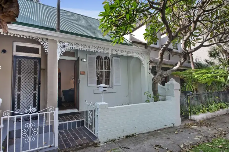 44 Kingsclear Road, Alexandria NSW 2015