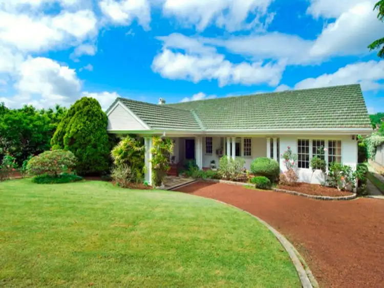 28 Chilton Parade, Warrawee NSW 2074