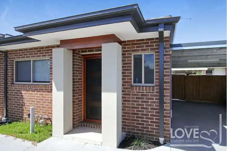 2/65 Whitelaw Street, Reservoir VIC 3073