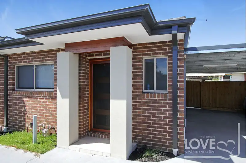 Main view of Homely unit listing, 2/65 Whitelaw Street, Reservoir VIC 3073