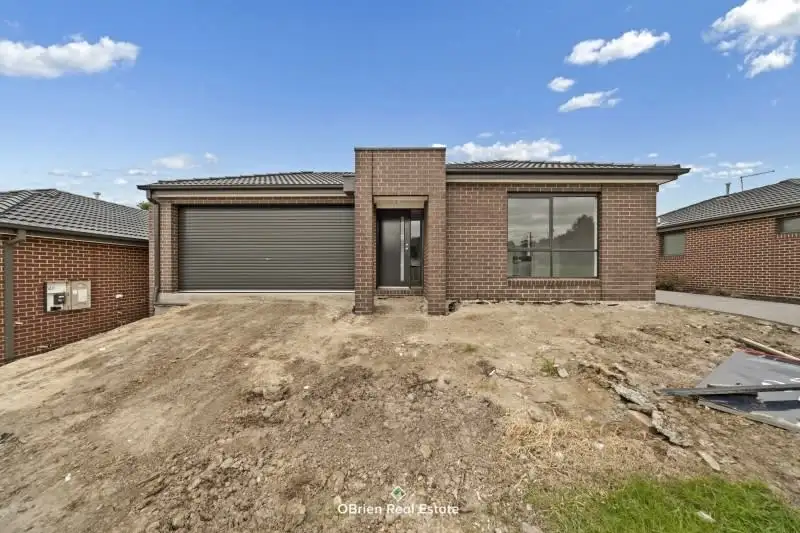 Main view of Homely house listing, 17 Torre Road, Pakenham VIC 3810