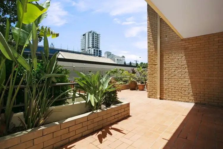 Second view of Homely unit listing, 3/133 Old Burleigh Road, Broadbeach QLD 4218