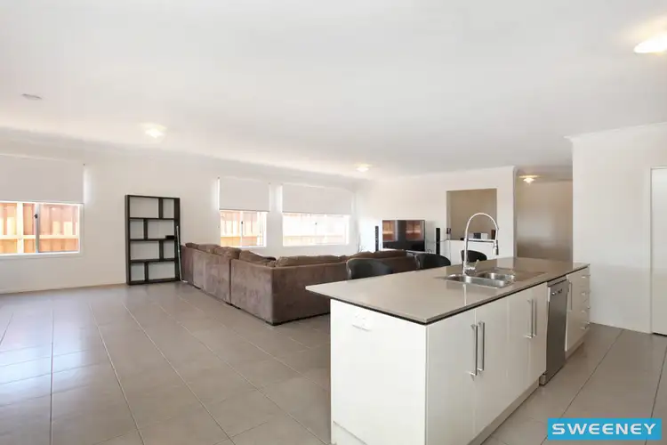 Fifth view of Homely house listing, 15 Lockwood Drive, Plumpton VIC 3335