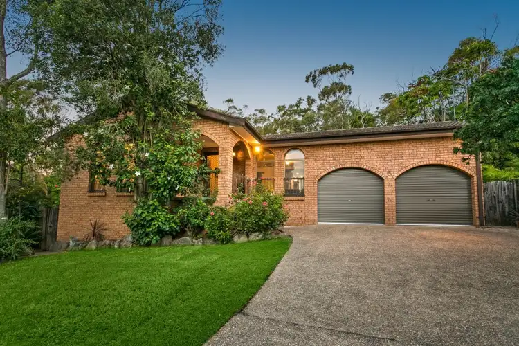 6 Webb Close, Illawong NSW 2234