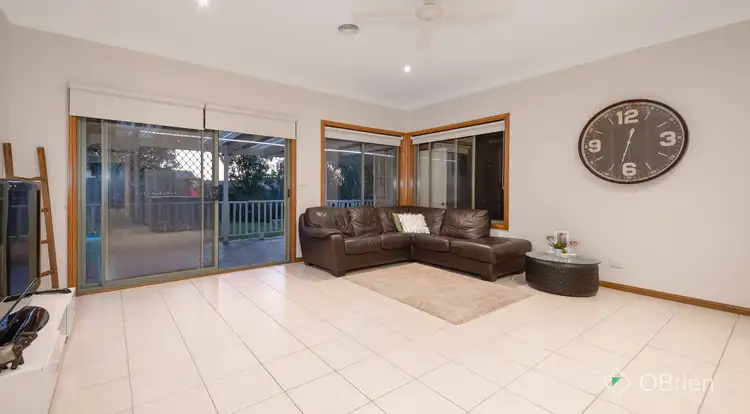 Sixth view of Homely house listing, 8 Bree Court, Berwick VIC 3806