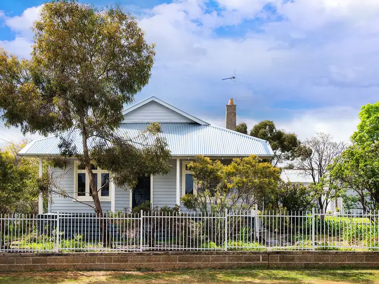 Main view of Homely house listing, 60 Urquhart Street, Castlemaine VIC 3450