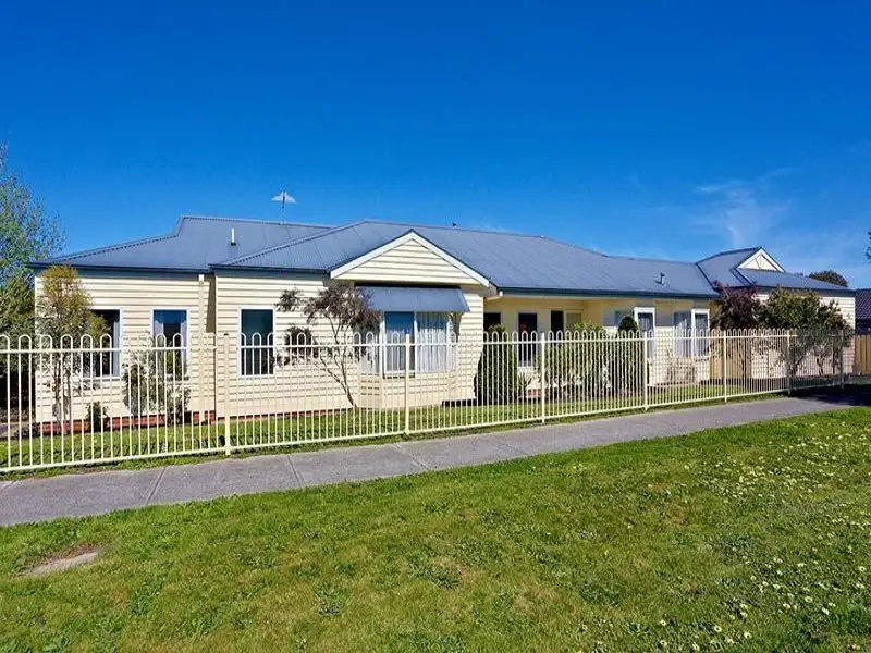 Main view of Homely house listing, 2 Ninalee Way, Somerville VIC 3912