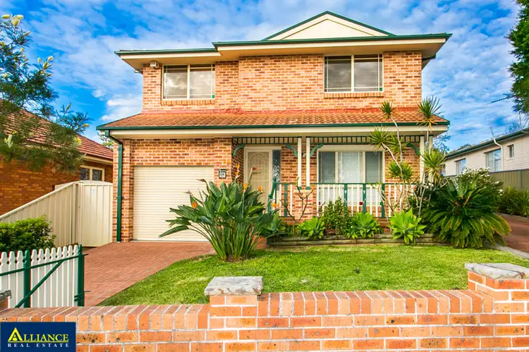 1/11 Wyalong Street, Panania NSW 2213
