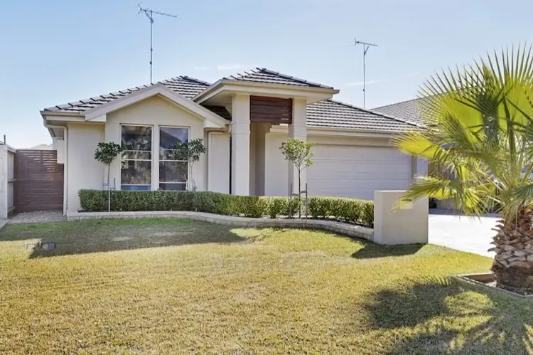 7 Condron Circuit, Elderslie NSW 2570