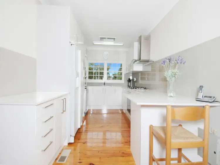 Sixth view of Homely house listing, 2 Murdoch Street, Turramurra NSW 2074
