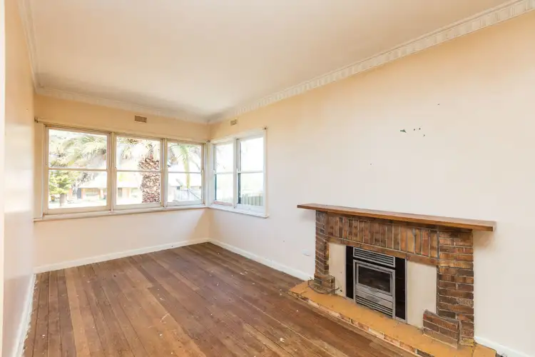 Second view of Homely house listing, 5 Kiewa Avenue, Red Cliffs VIC 3496