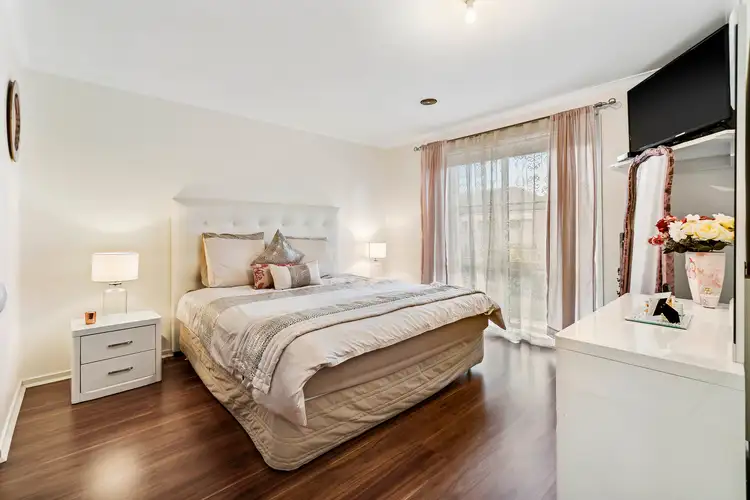 Fourth view of Homely house listing, 5 Broadhurst Way, Caroline Springs VIC 3023