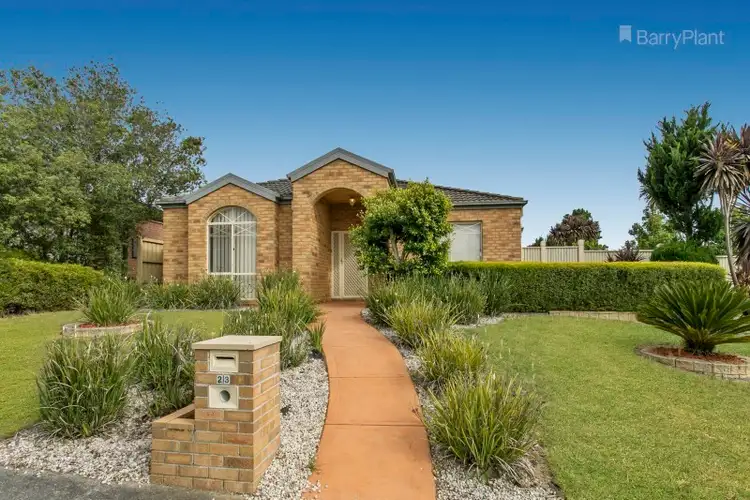 23 Minton Walk, Narre Warren South VIC 3805