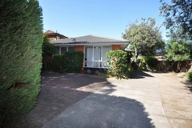 7 Stanton Street, Doncaster VIC 3108