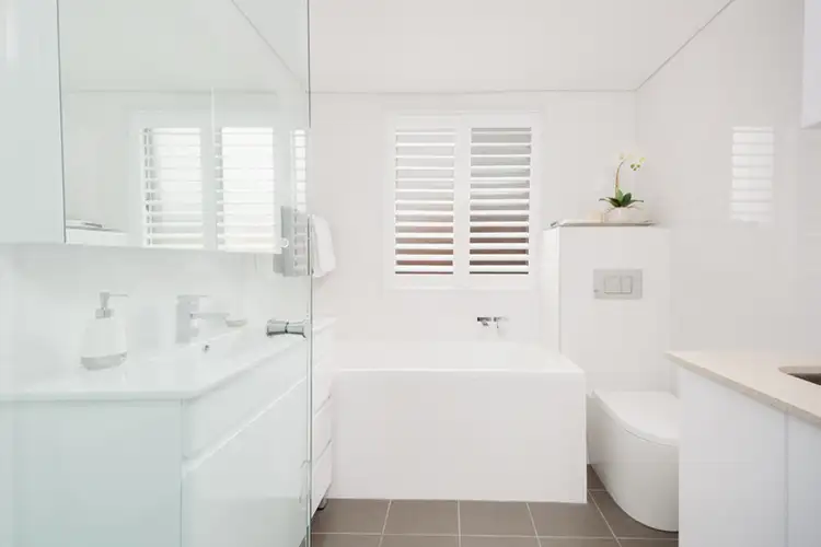 Fifth view of Homely apartment listing, 5/42 Seaview Street, Cronulla NSW 2230