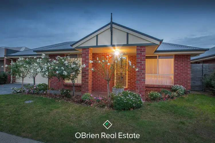 51a Sandalwood Drive, Pakenham VIC 3810