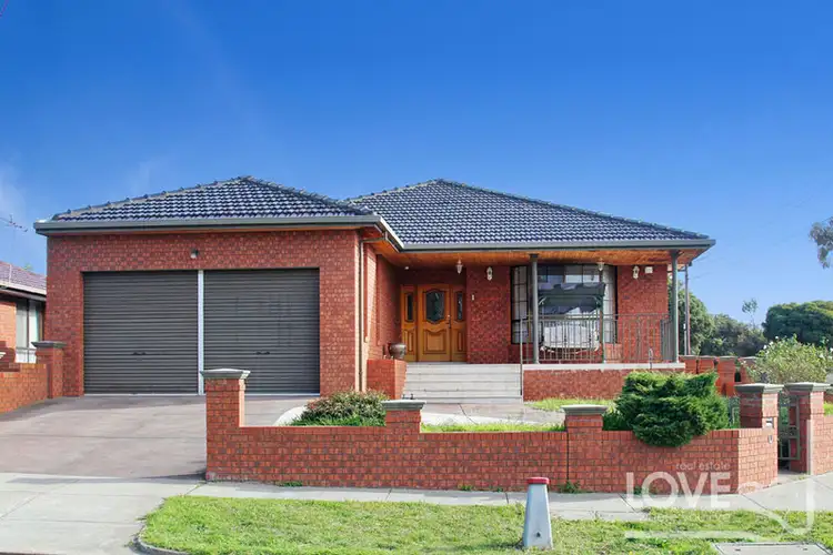 1 Moira Avenue, Reservoir VIC 3073