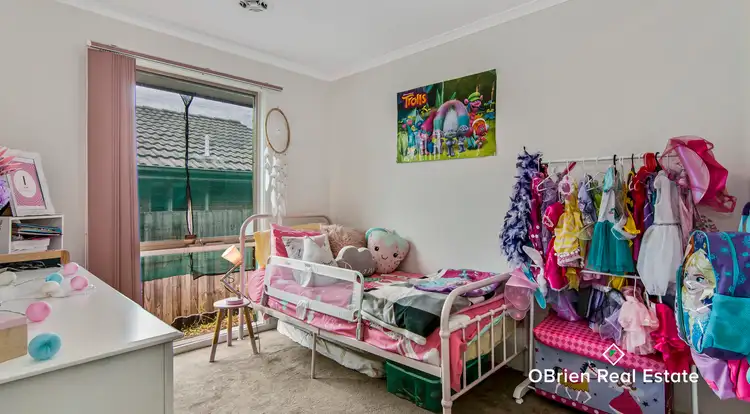 Sixth view of Homely house listing, 11 Cassowary Close, Carrum Downs VIC 3201