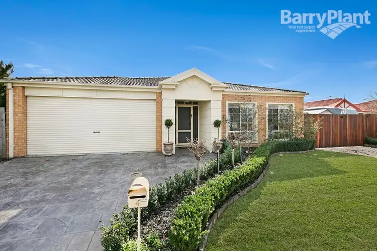 4 Dorchester Drive, Narre Warren South VIC 3805
