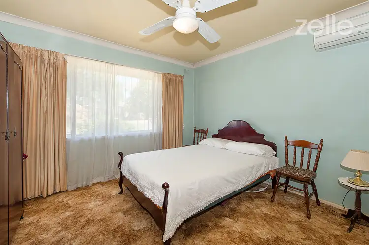 Sixth view of Homely house listing, 422 English Avenue, Lavington NSW 2641