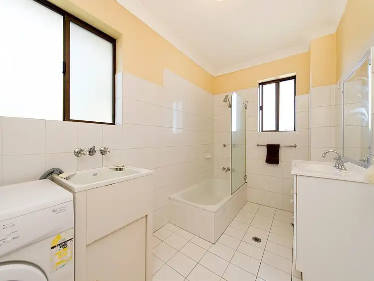 Sixth view of Homely unit listing, 8/30 Avoca Street, Yeronga QLD 4104