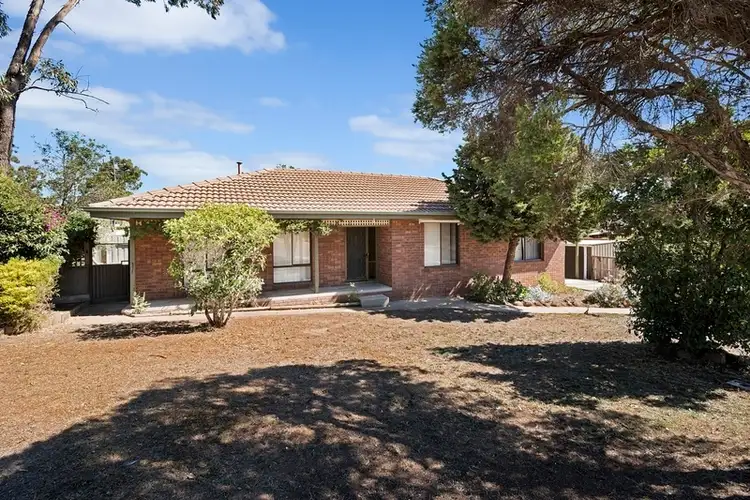 26 Cook Street, Flora Hill VIC 3550