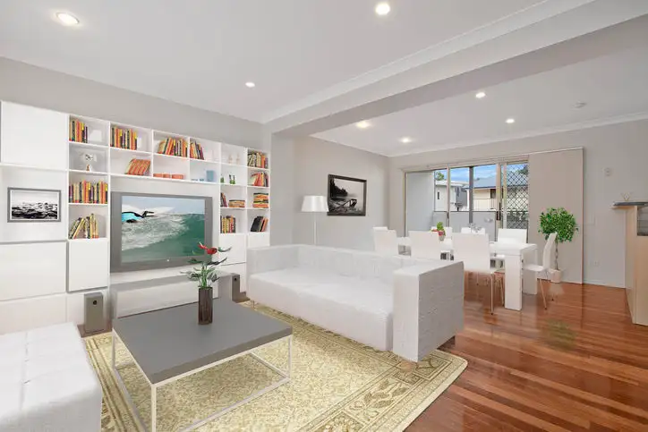 1/2 Queens Road, Taringa QLD 4068