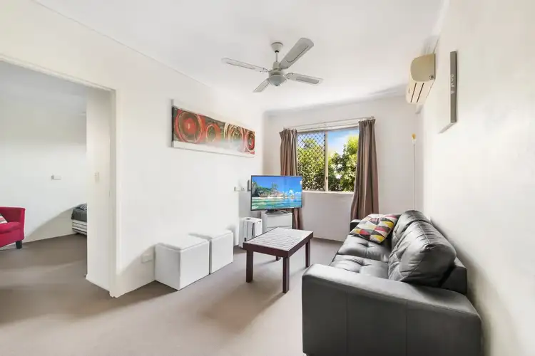 Main view of Homely unit listing, 1/5-7 Uniplaza Court, Kearneys Spring QLD 4350