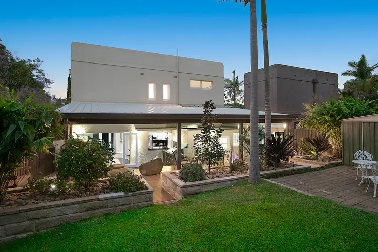11 Waratah Street, Freshwater NSW 2096