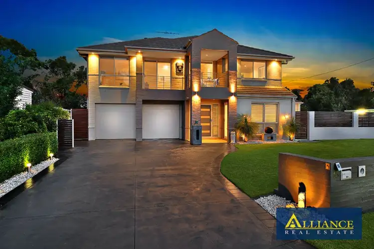 15 Claverdon Avenue, Picnic Point NSW 2213