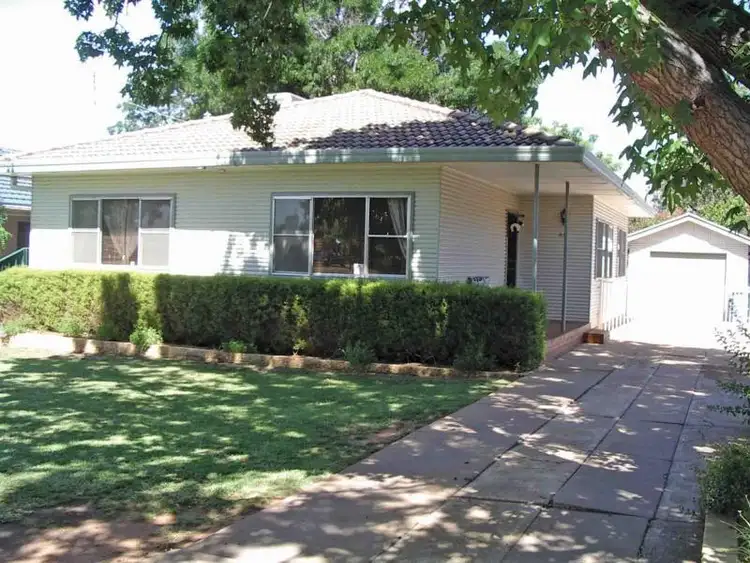 41 Roycox Crescent, Dubbo NSW 2830