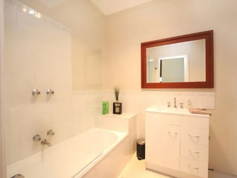 Main view of Homely unit listing, 28 Austral Crescent, Baxter VIC 3911