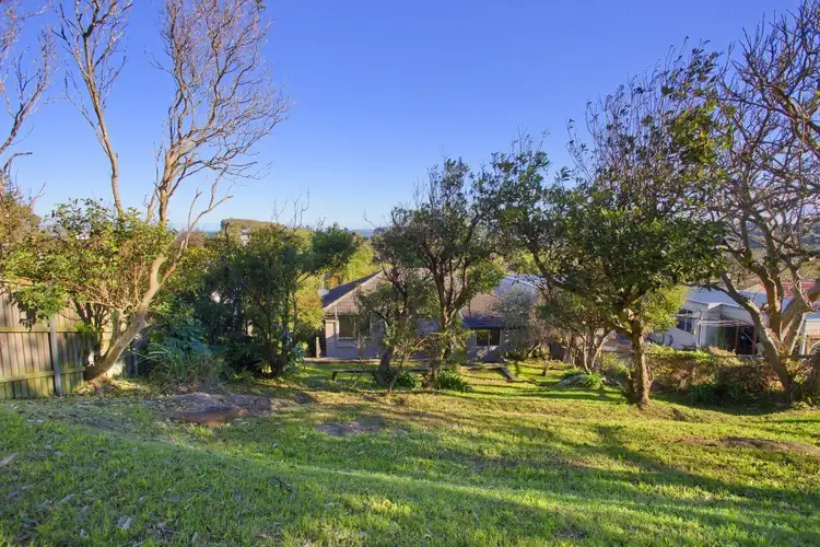 Third view of Homely house listing, 8 Milga Road, Avalon Beach NSW 2107