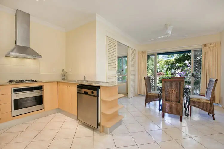 1214/2 Greenslopes Street, Cairns North QLD 4870