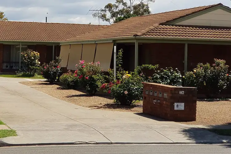 2/234 Main Street, Bacchus Marsh VIC 3340