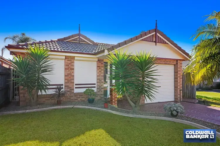 7 Woolmers Court, Wattle Grove NSW 2173