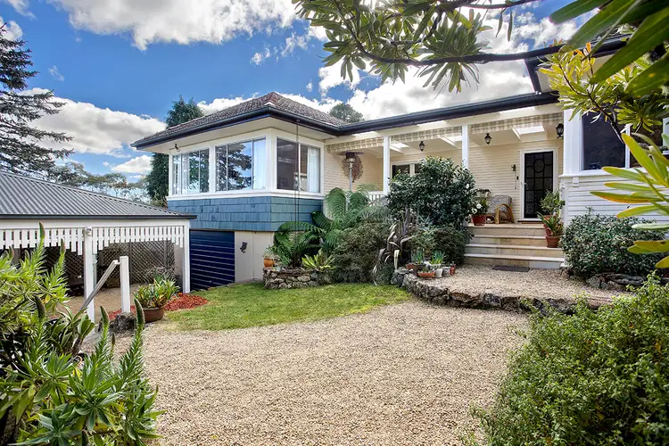 19 Buena Vista Avenue, Wentworth Falls NSW 2782