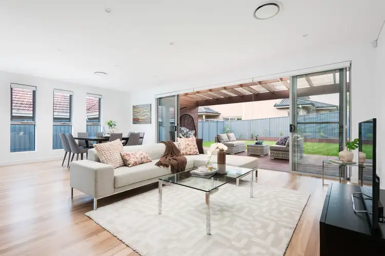 16 Mitchell Avenue, Jannali NSW 2226