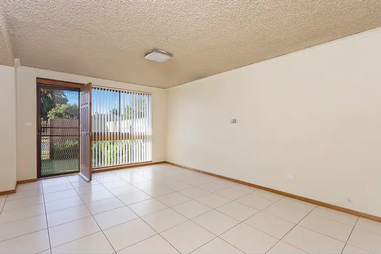 Fourth view of Homely townhouse listing, 4/143 Lawrence Street, Wodonga VIC 3690