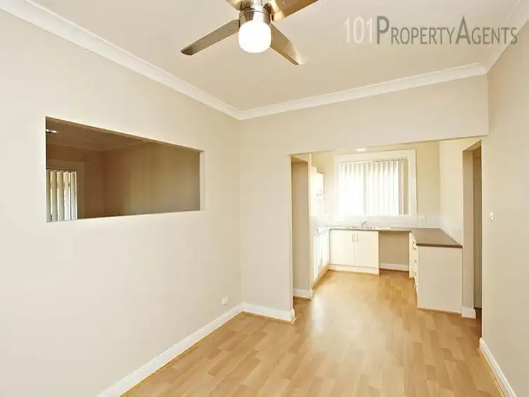 Fourth view of Homely house listing, 1/191 Victoria Street, Cambridge Park NSW 2747
