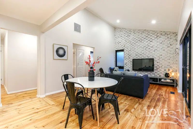 Main view of Homely unit listing, 3/993 High Street, Reservoir VIC 3073
